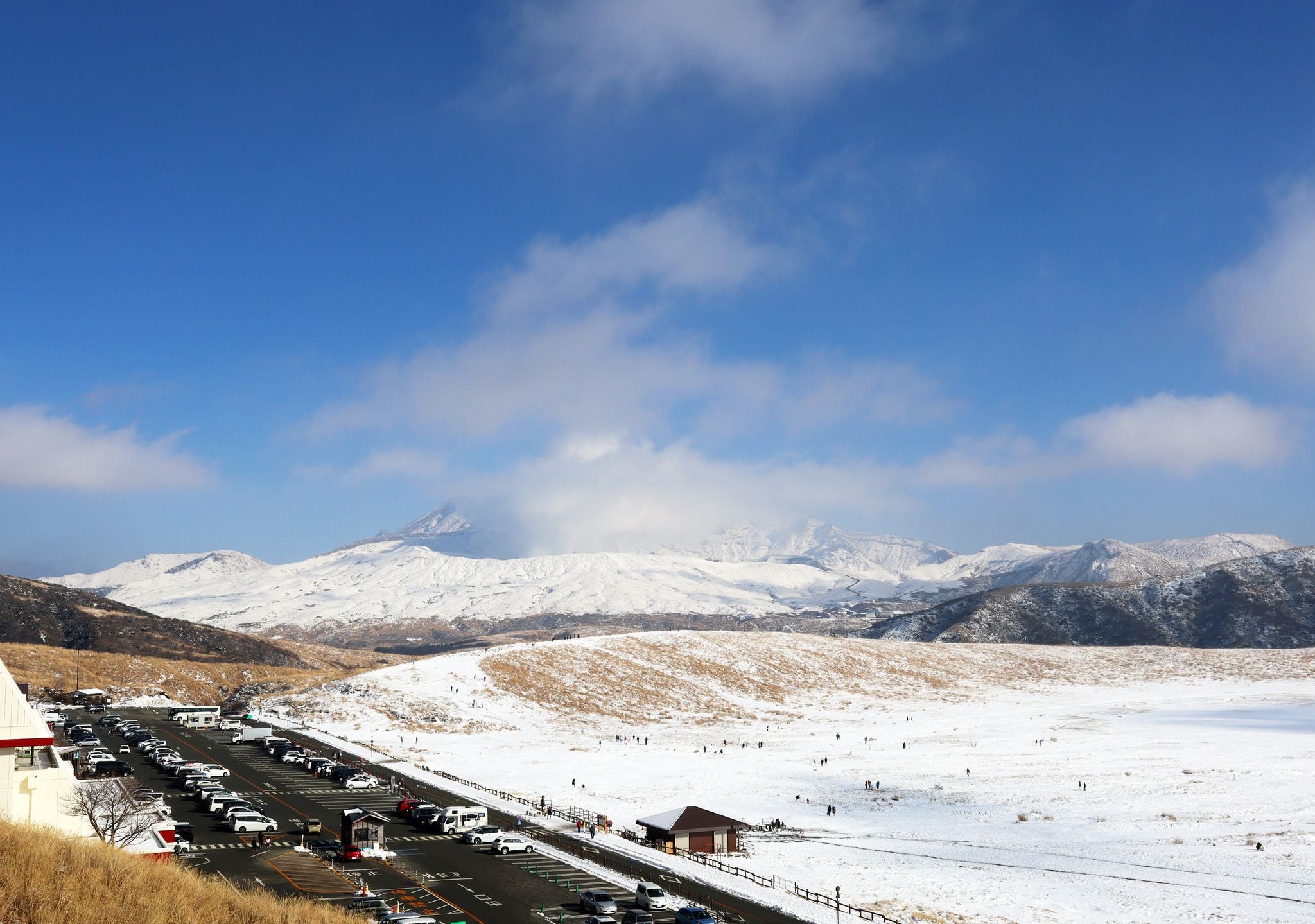 Kyushu Nature & Culture Day Tour | Aso Volcano & Takachiho Gorge from Fukuoka（Including tour guide）