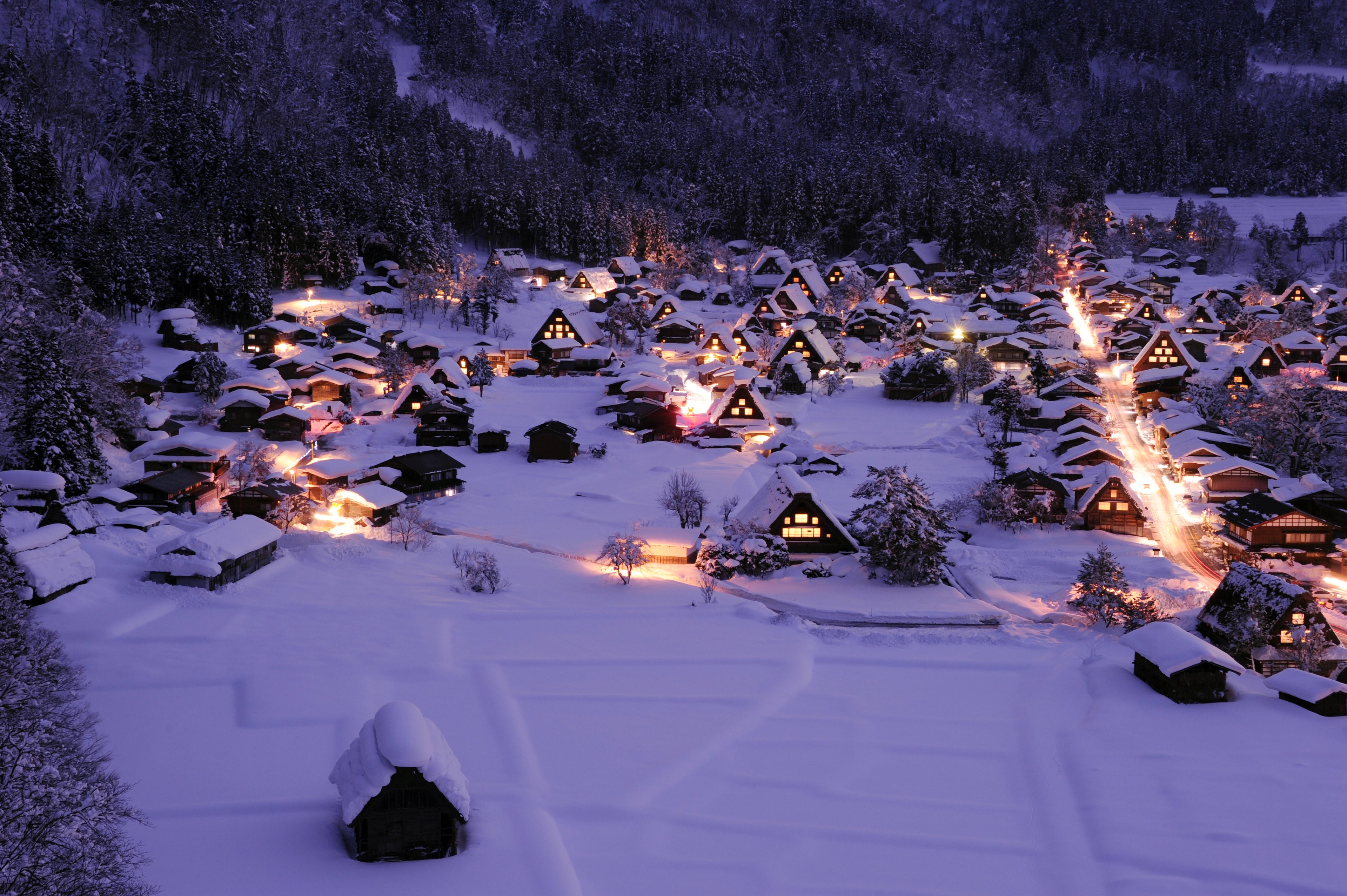 Shirakawa-go 2-Day Tour | Limited 4-Day Winter Light-Up 2026｜Takayama Heritage & Winter Illumination