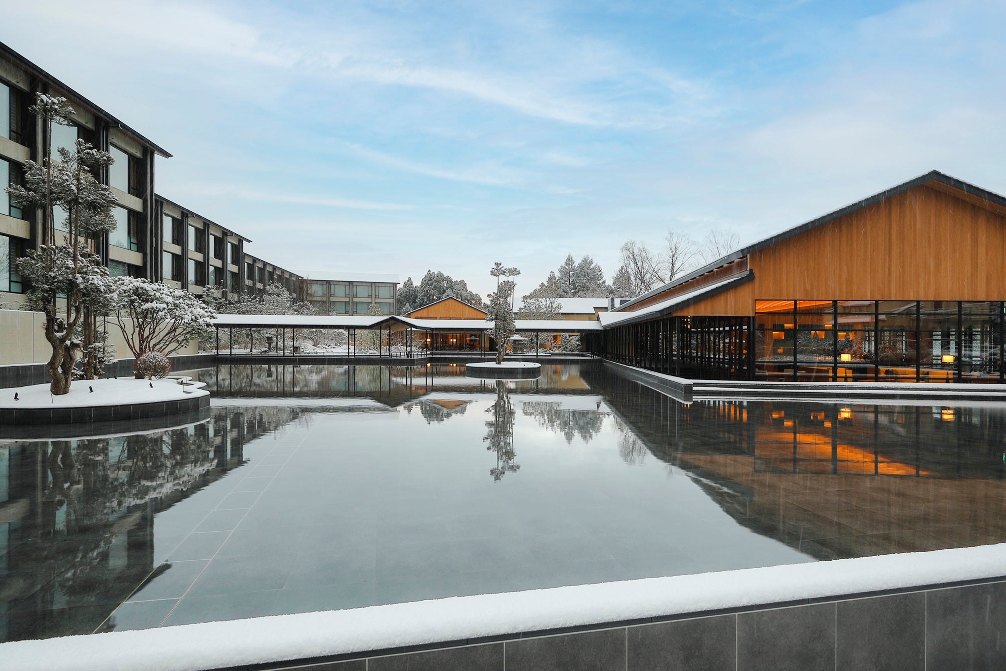 ROKU KYOTO LXR Hotels Resorts – Hotel Booking Service